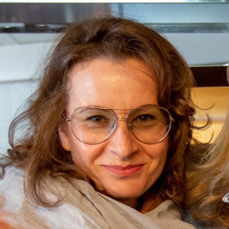 Mag.a Angela Teyrowsky