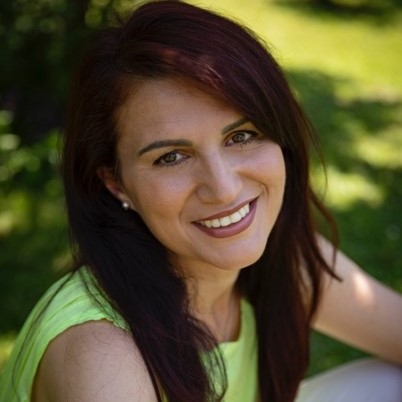 MMag.a Dr.in Jasmin Sadeghian